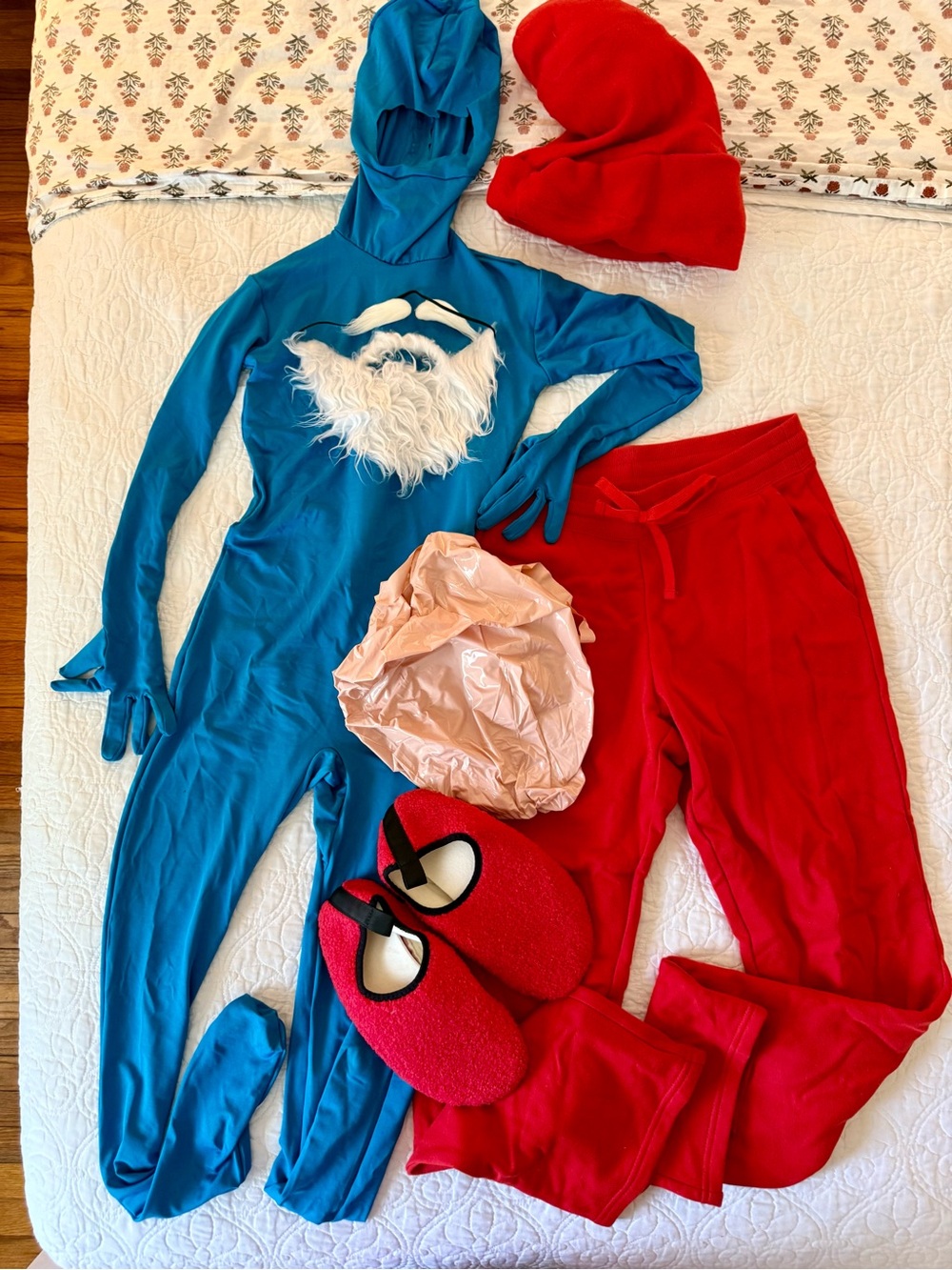 Unisex Kid's Large Papa Smurf Halloween Costume
10 Piece